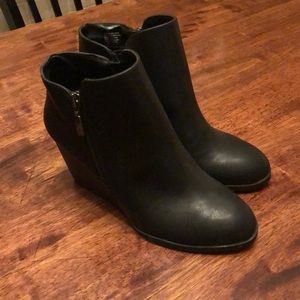 Ladies wedge black booties